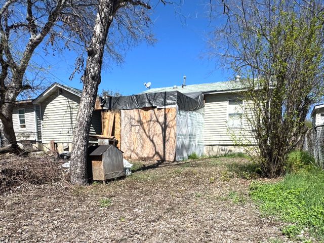 722 John Adams, San Antonio, TX 78228