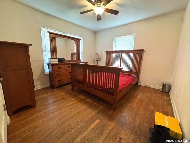 722 John Adams, San Antonio, TX 78228