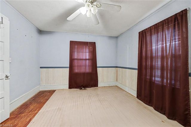 820 Walker Street, Reidsville, NC 27320