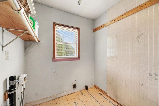 820 Walker Street, Reidsville, NC 27320