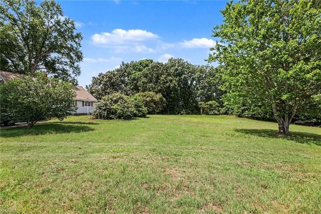 820 Walker Street, Reidsville, NC 27320