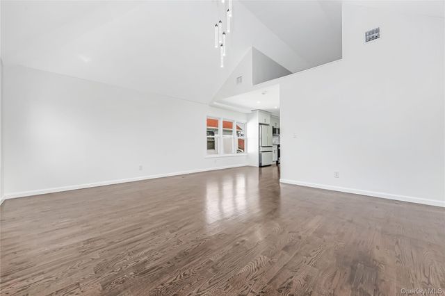 1043 Delaware Avenue, Island Park, NY 11558