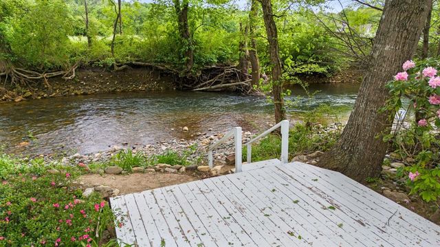 59 Tusquittee Creek Lane, Hayesville, NC 28904