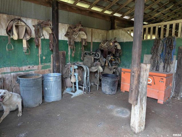 340 Dameron Lane, Vienna, IL 62995