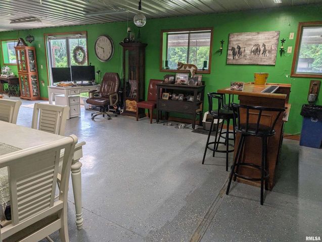 340 Dameron Lane, Vienna, IL 62995