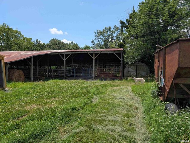 340 Dameron Lane, Vienna, IL 62995