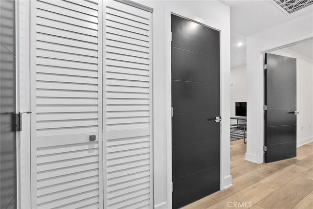 178 S Euclid Avenue 106, Pasadena, CA 91101
