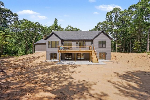 5195 Bittersweet Drive, Muskegon, MI 49445