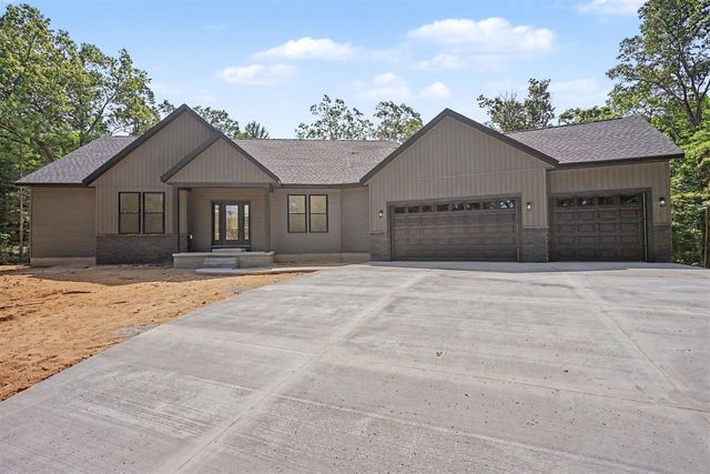 5195 Bittersweet Drive, Muskegon, MI 49445
