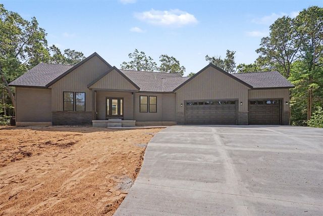 5195 Bittersweet Drive, Muskegon, MI 49445