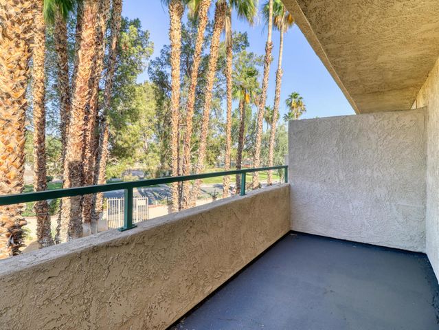 32505 Candlewood Drive 18, Cathedral City, CA 92234