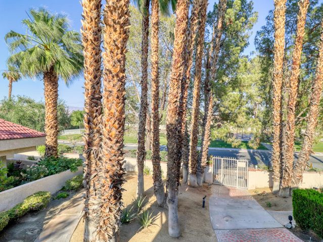 32505 Candlewood Drive 18, Cathedral City, CA 92234