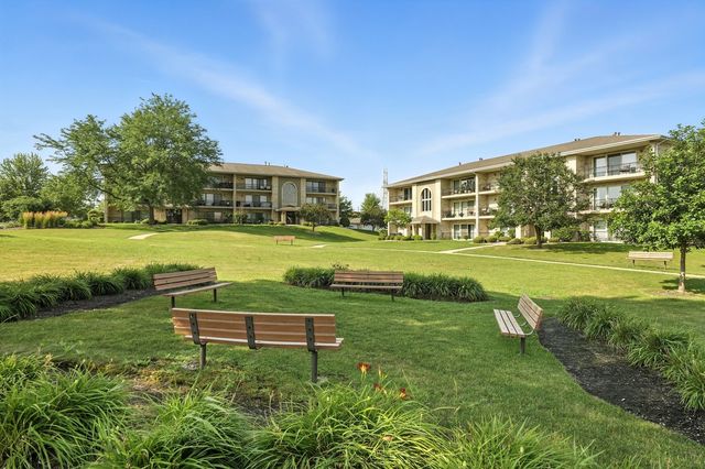 17758 Bernard Drive 2A, Orland Park, IL 60467