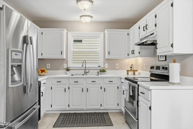 211 Kronos Lane, Cary, NC 27513