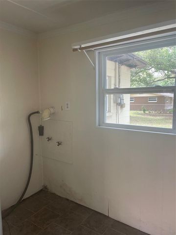 204 CALLITRIS AVENUE, Polk City, FL 33868