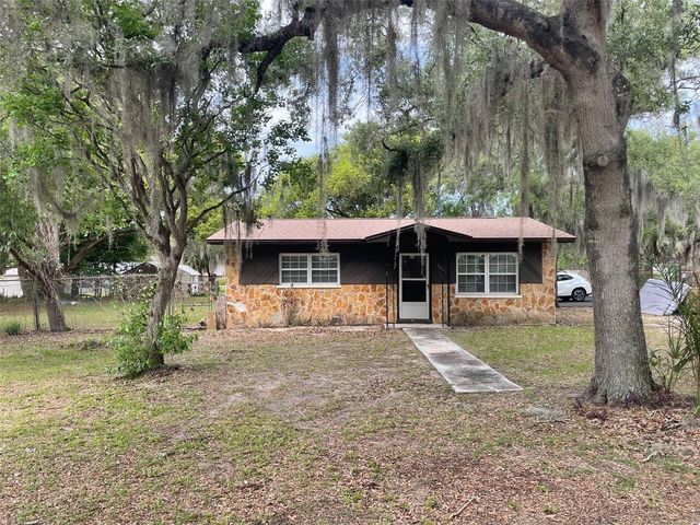 204 CALLITRIS AVENUE, Polk City, FL 33868