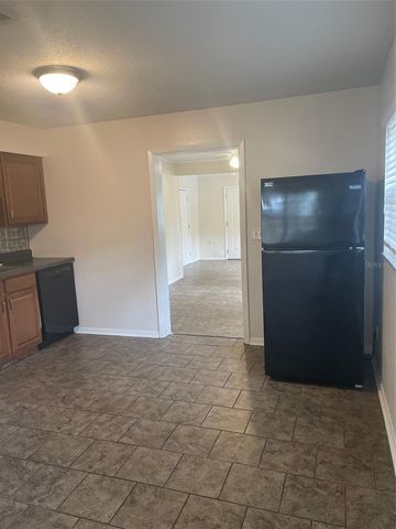 204 CALLITRIS AVENUE, Polk City, FL 33868