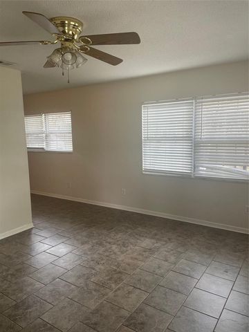 204 CALLITRIS AVENUE, Polk City, FL 33868