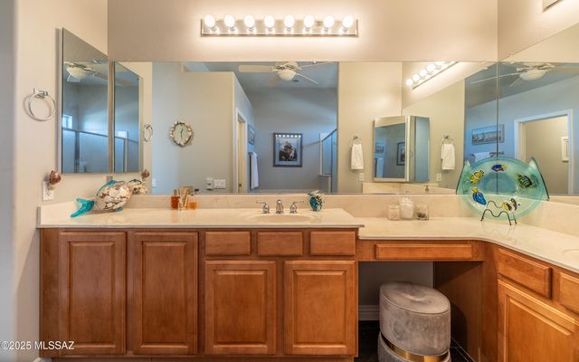 5371 W Leatherflower Lane, Marana, AZ 85658