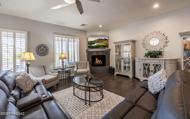 5371 W Leatherflower Lane, Marana, AZ 85658