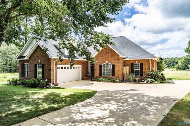 1590 County Road 136, Cedar Bluff, AL 35959