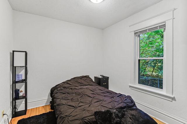 389 Fairview Avenue N, Saint Paul, MN 55104