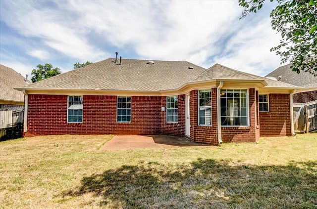 8129 COUNTRY MILL CV, Memphis, TN 38016