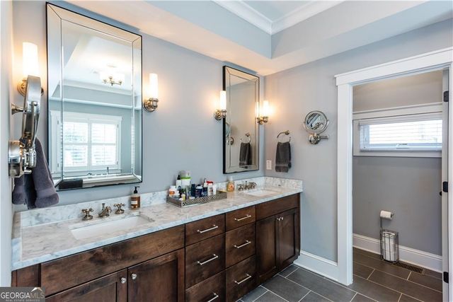 1599 Walker Avenue, College Park, GA 30337