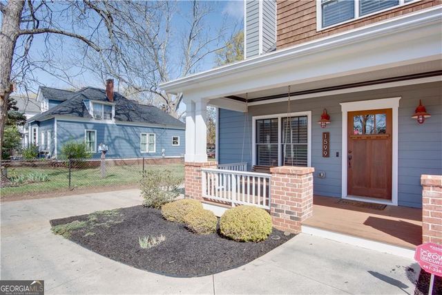 1599 Walker Avenue, College Park, GA 30337