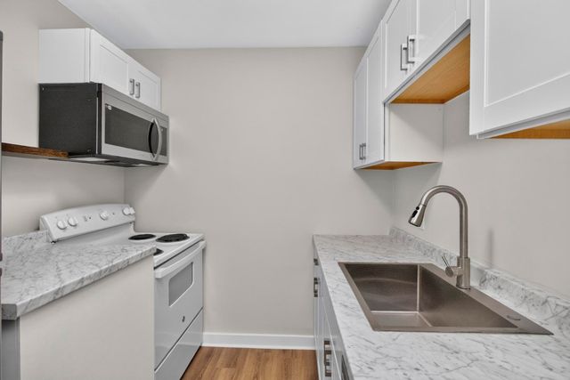 550 Harding Pl Apt E107, Nashville, TN 37211
