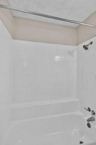 550 Harding Pl Apt E107, Nashville, TN 37211