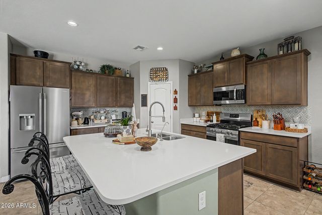 30480 W FAIRMOUNT Avenue, Buckeye, AZ 85396