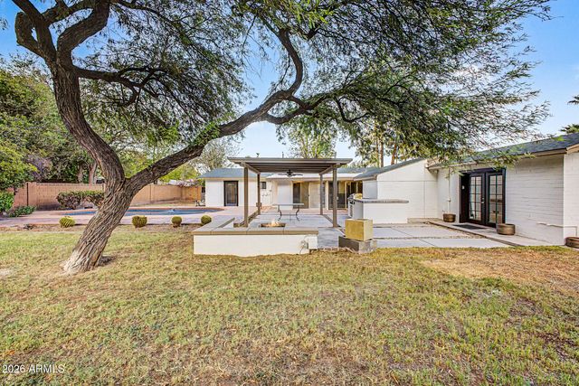 8744 N 6TH Drive, Phoenix, AZ 85021