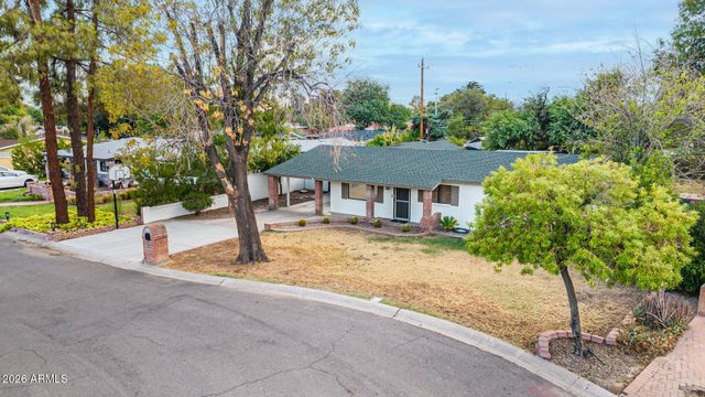 8744 N 6TH Drive, Phoenix, AZ 85021