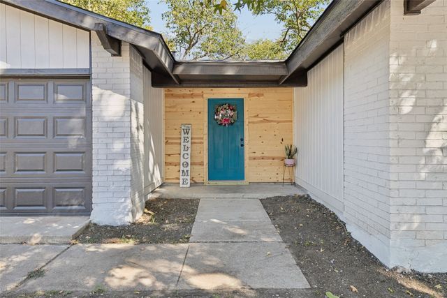 801 E Timberview Lane, Arlington, TX 76014