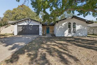801 E Timberview Lane, Arlington, TX 76014