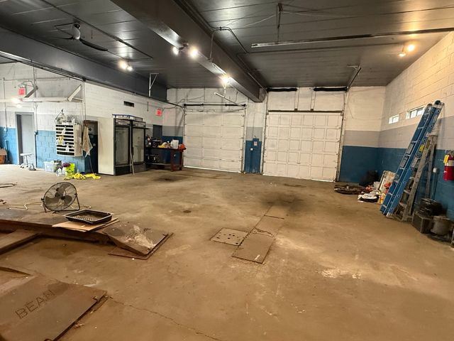 971 Burnham Avenue, Calumet City, IL 60409