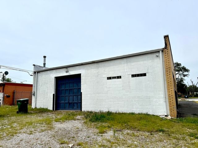 971 Burnham Avenue, Calumet City, IL 60409