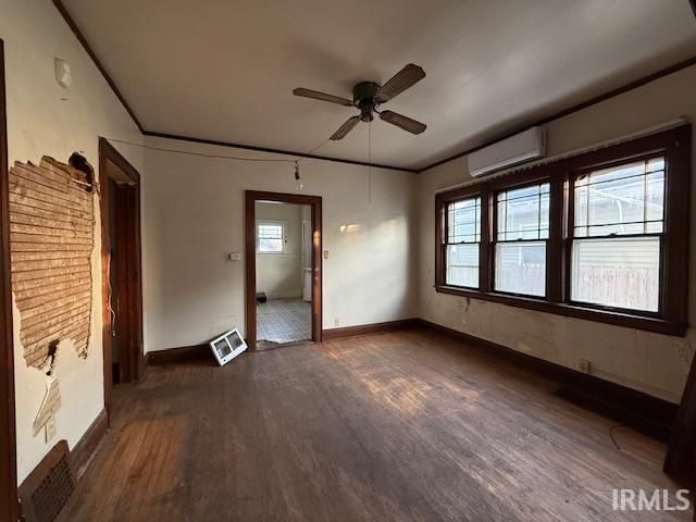 1302 N Brookfield Street, South Bend, IN 46628