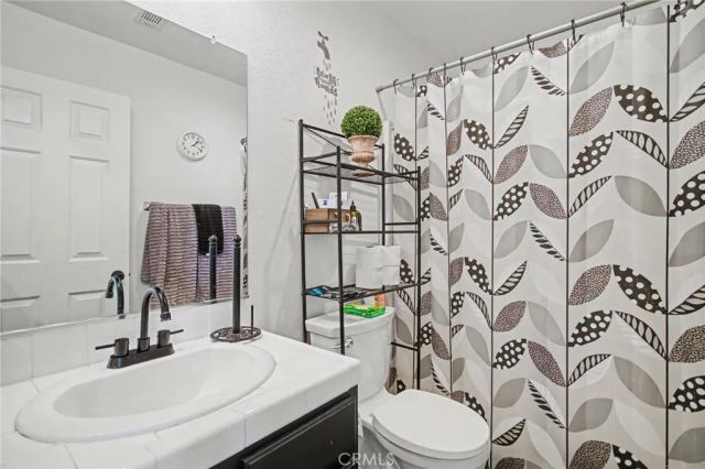 8623 Bridgeport, Hesperia, CA 92344