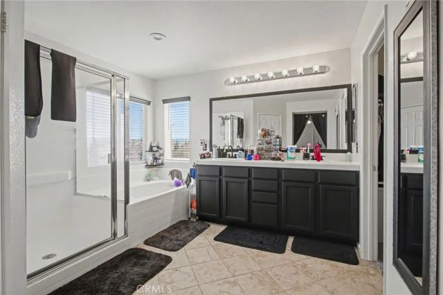 8623 Bridgeport, Hesperia, CA 92344