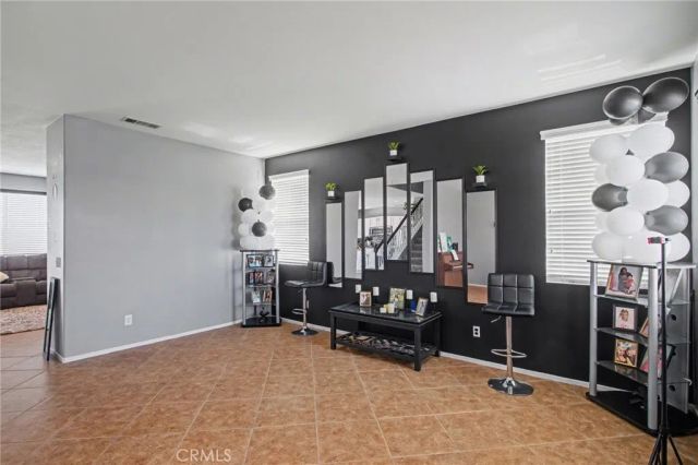 8623 Bridgeport, Hesperia, CA 92344