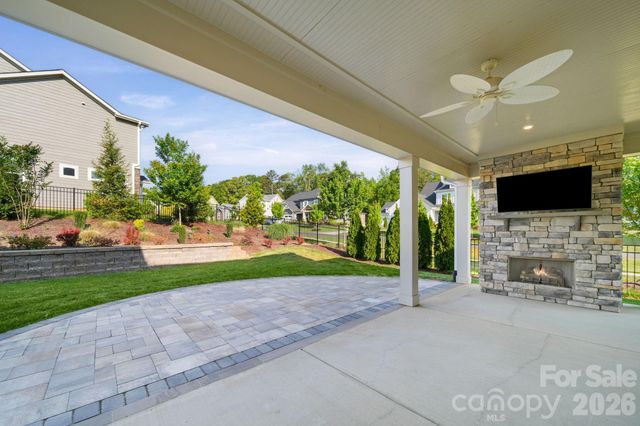 14104 Hollins Grove Avenue, Huntersville, NC 28078