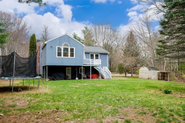 21 W Chamberlain Road, Merrimack, NH 03054