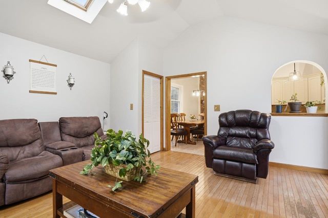 21 W Chamberlain Road, Merrimack, NH 03054