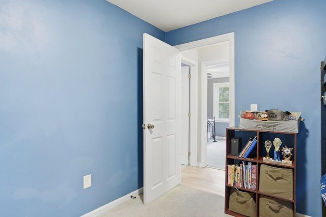 21 W Chamberlain Road, Merrimack, NH 03054