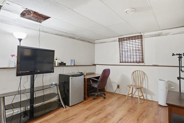 21 W Chamberlain Road, Merrimack, NH 03054