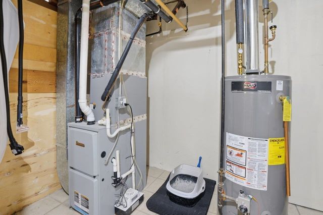 21 W Chamberlain Road, Merrimack, NH 03054