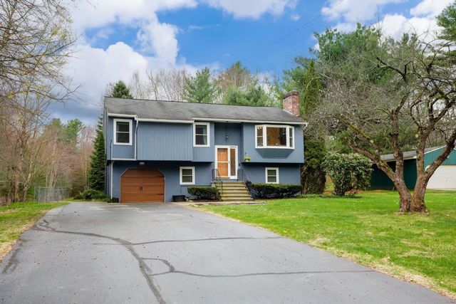 21 W Chamberlain Road, Merrimack, NH 03054