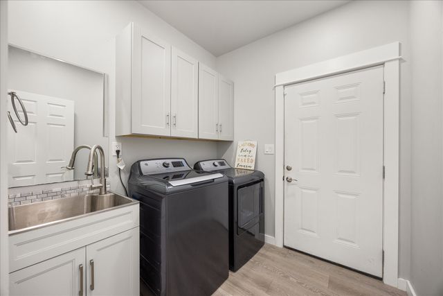 5908 Collins Court, Granbury, TX 76048